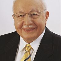 Prof. Dr. Necmettin Erbakan