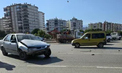 Antalya Kumluca'da trafik kazası: 2 yaralı