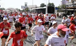 İzmir Karabağlar’da 19 Mayıs Coşkusu