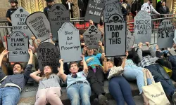 Manhattan’da 'Milyarder Galasına' protesto şoku!