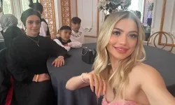 Nevide Çiçek’ten aile saadetli mezuniyet çıkarması