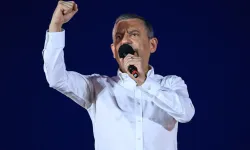 'Akın! Sert kayaya çarptın'a re'sen soruşturma! Özgür Özel'e re'sen soruşturma!