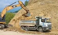 Bursa Büyükşehir'den 6 ilçenin kırsal yollarında çalışma