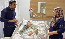 Bursa'da yangın mağduru engelli hastaya Gürsu SHM'den moral ziyareti