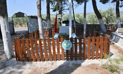 Manisa Büyükşehir Belediyesi şehit kabirlerini yeniliyor