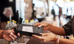 Kafe ve restoranlarda yeni dönem! Bakanlık harekete geçti: Yasaklanıyor