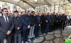 MHP Eski Genel Başkan Yardımcısı Ziya Yılmazbilen’in babası Hacı Ali Yılmazbilen son yolculuğuna uğurlandı