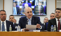 Numan Kurtulmuş 'PKK sevdanız nereden geliyor?' sorusu üzerine komisyonu terketti