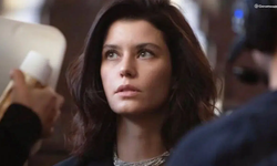 Başrolünde Beren Saat'in yer aldığı 'Gizli Profil' filmi gösterim listesinden kaldırıldı