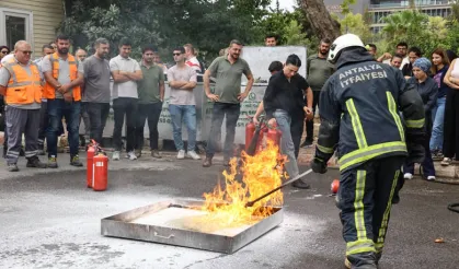 Antalya Büyükşehir’den personeline yangın güvenliği eğitimi