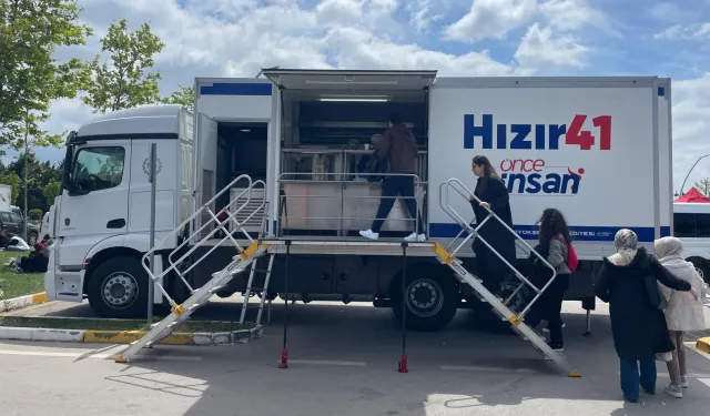 Hızır 41, Kariyer Fuarı’nda afet hazırlıklarını tanıttı