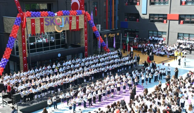 Şahinkaya öğrencilerinden coşku dolu 23 Nisan kutlaması