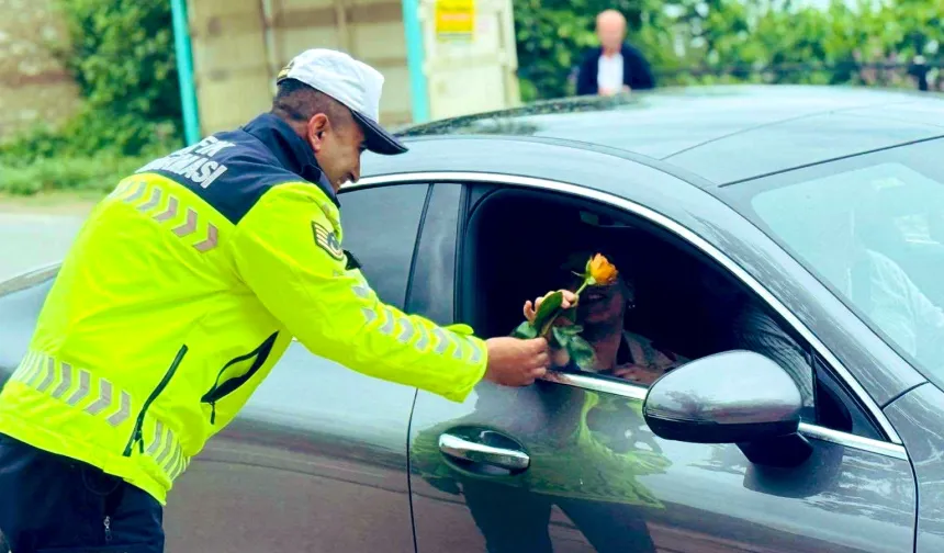 Bursa Jandarması'ndan annelere özel jest