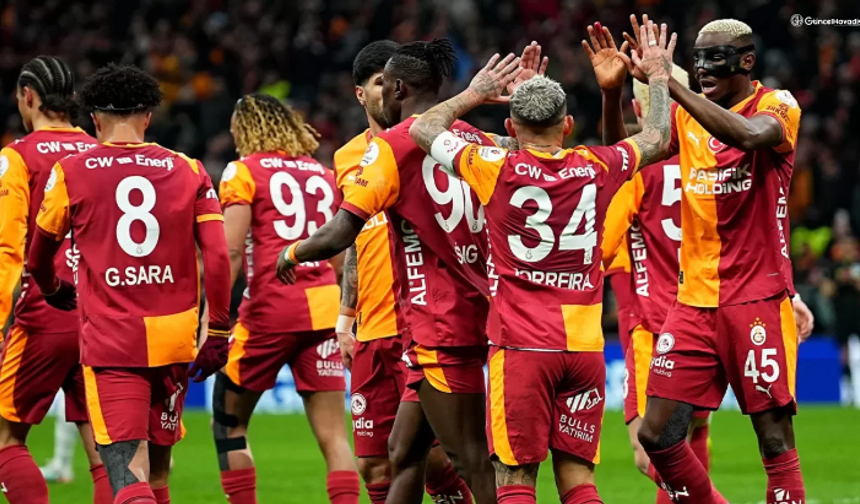Süper Lig'de Galatasaray, evinde Alanyaspor'u 3 golle geçti |Galatasaray 3-1 Alanyaspor maç sonucu